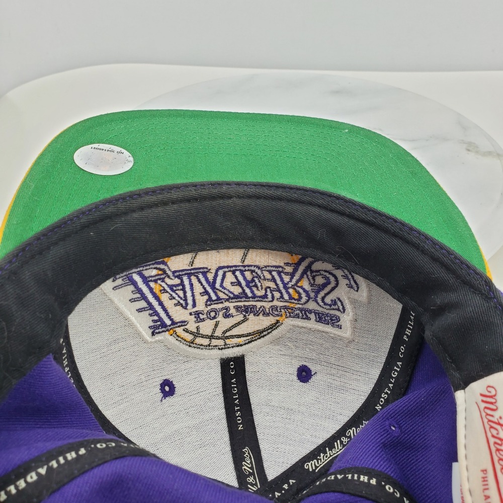 Mitchell & Ness Los Angeles Lakers Snapback Hat Purple Yellow Hardwood Classics - Picture 4 of 13